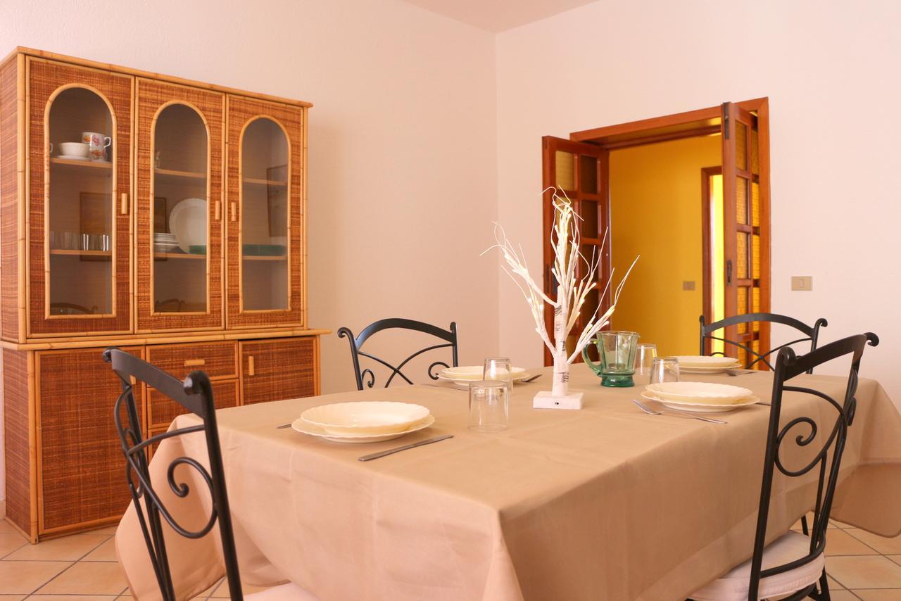 Residence Ponente Santa Teresa Gallura Eksteriør billede