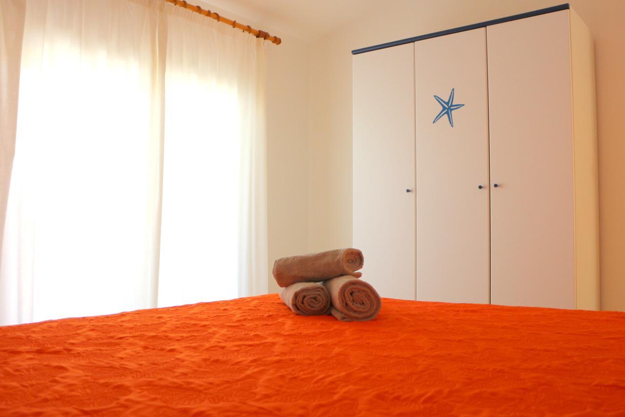 Residence Ponente Santa Teresa Gallura Eksteriør billede