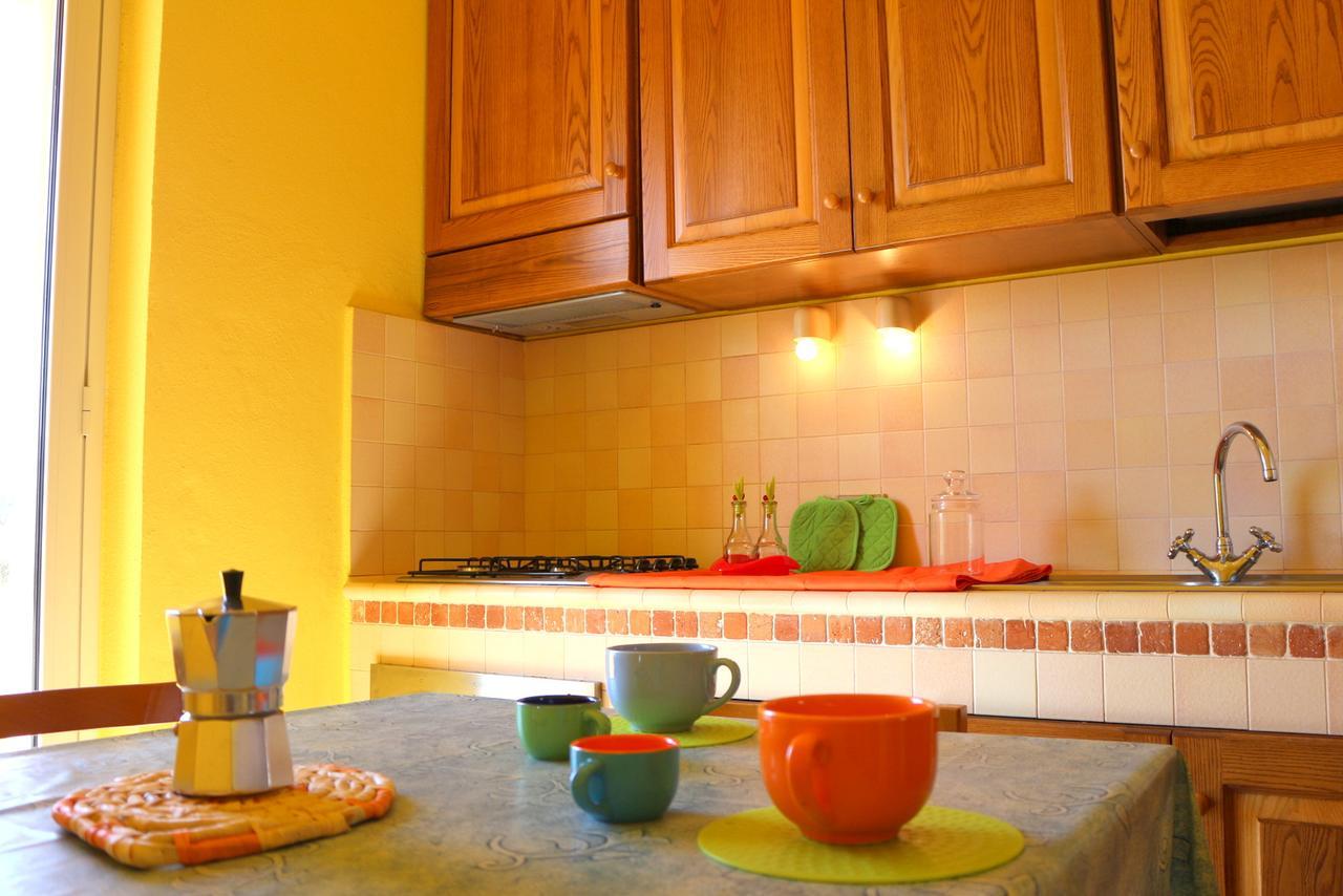Residence Ponente Santa Teresa Gallura Eksteriør billede