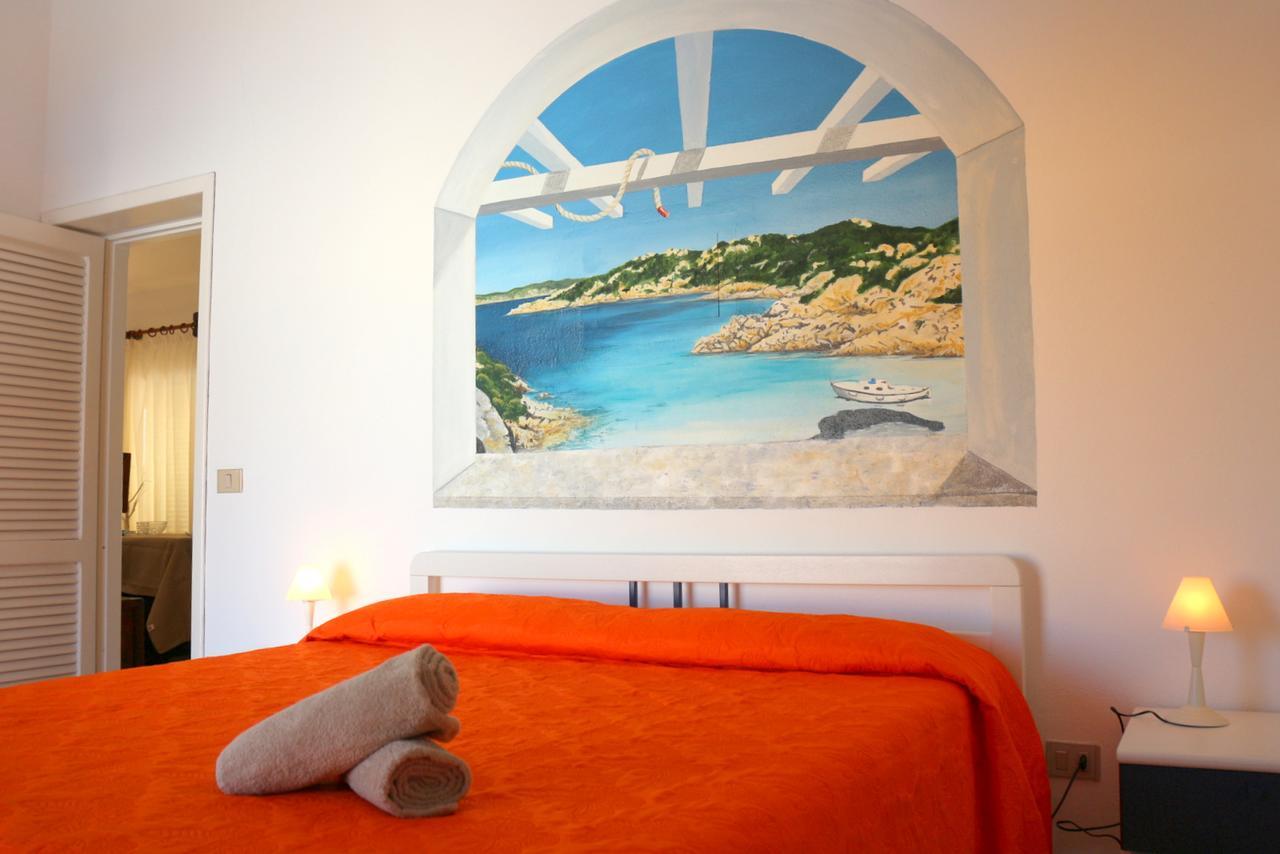 Residence Ponente Santa Teresa Gallura Eksteriør billede